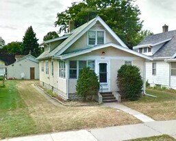 4541 Camden Ave N in Minneapolis, MN - Building Photo