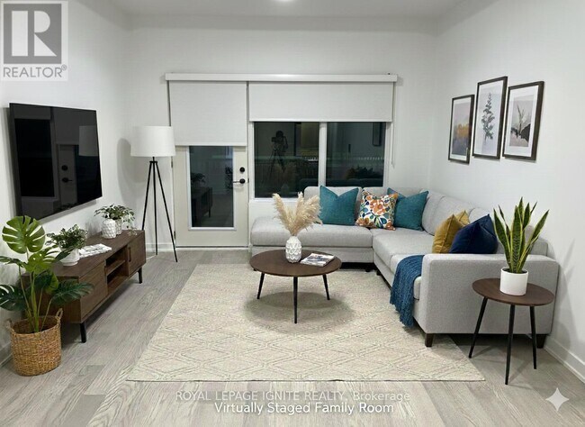 123 Maurice Dr in Oakville, ON - Building Photo - Building Photo