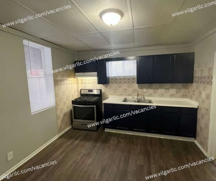 4830 Magoun Ave in East Chicago, IN - Building Photo