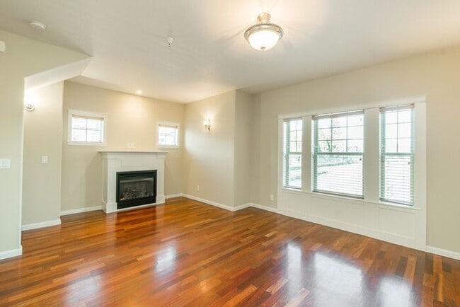 property at 334 SW Eastman Pkwy