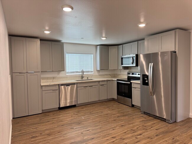 41-675-675 Mokulama St in Waimanalo, HI - Building Photo - Building Photo