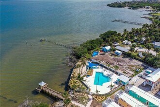 2506 Heron Way in Jensen Beach, FL - Building Photo - Building Photo