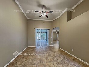 2742 Abbey Grove Dr, Unit 4201-155 in Valrico, FL - Foto de edificio - Building Photo