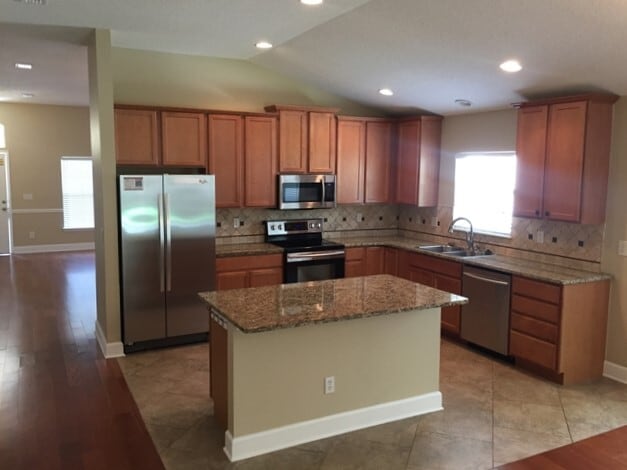 2476 Winchester Ln in St. Augustine, FL - Foto de edificio - Building Photo