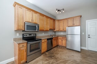 Clinton Street Commons Apartments in Syracuse, NY - Building Photo