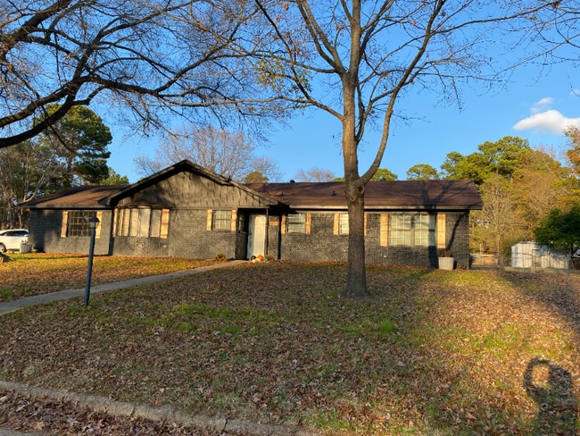 204 Arroyo Dr in Texarkana, TX - Building Photo - Building Photo