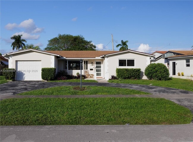property at 609 S Crescent Dr