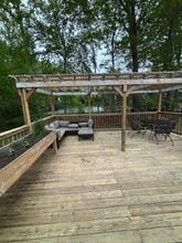 40 S Beechwood Rd in East Lyme, CT - Building Photo - Building Photo
