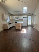 16309 NE 8th St in Vancouver, WA - Building Photo - Building Photo