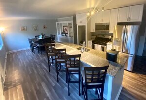 4 Hathorn St, Unit House in Saratoga Springs, NY - Building Photo