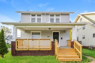 3125 11th St SW in Canton, OH - Building Photo
