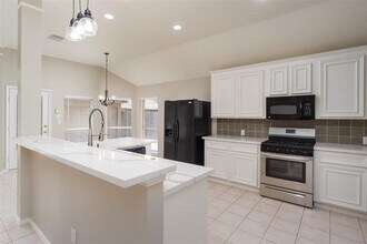 4413 Ableside Dr in League City, TX - Building Photo - Building Photo