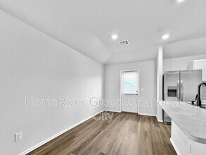 1221 S Brk Dr in Purcell, OK - Building Photo - Building Photo