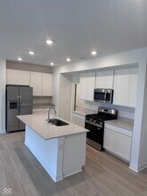 15214 Swallow Fls Wy in Fishers, IN - Building Photo - Building Photo