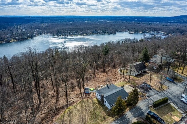110 Hillcrest Dr in Denville, NJ - Building Photo - Building Photo
