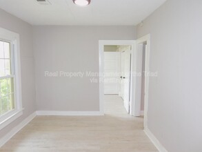 1217 Pearson Pl in High Point, NC - Building Photo - Building Photo