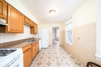 433 74th St in North Bergen, NJ - Building Photo - Building Photo