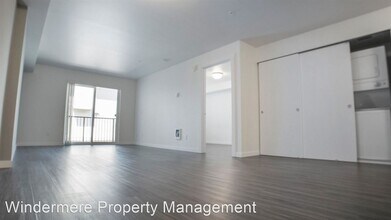 1000 Astor St in Bellingham, WA - Building Photo - Building Photo