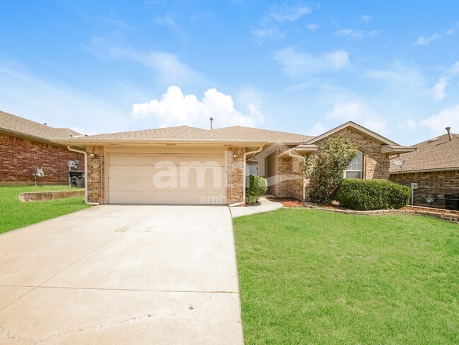 property at 1405 SE 16th St