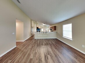 2671 Fernleaf Dr in Green Cove Springs, FL - Foto de edificio - Building Photo