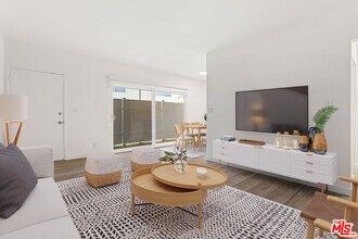 1433 Brockton Ave in Los Angeles, CA - Building Photo - Building Photo