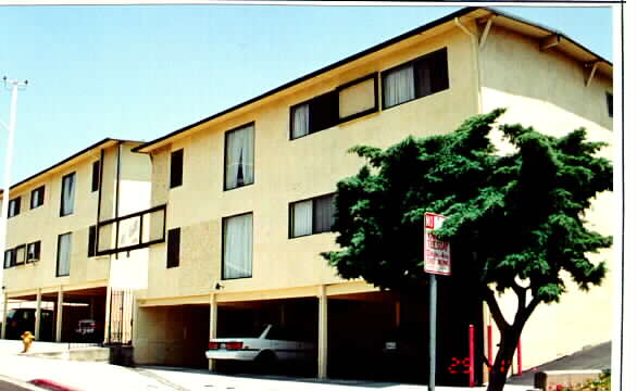 Monterey Park Garden in Monterey Park, CA - Building Photo