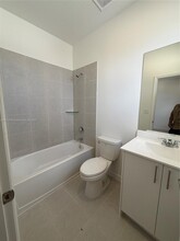 2834 SE 25th Ave in Homestead, FL - Building Photo - Building Photo