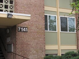 7141-71C8 Donnell Pl