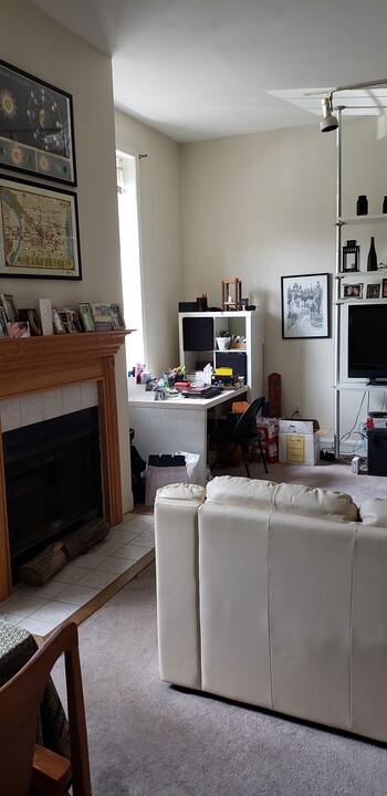 308 S 13th St in Philadelphia, PA - Building Photo