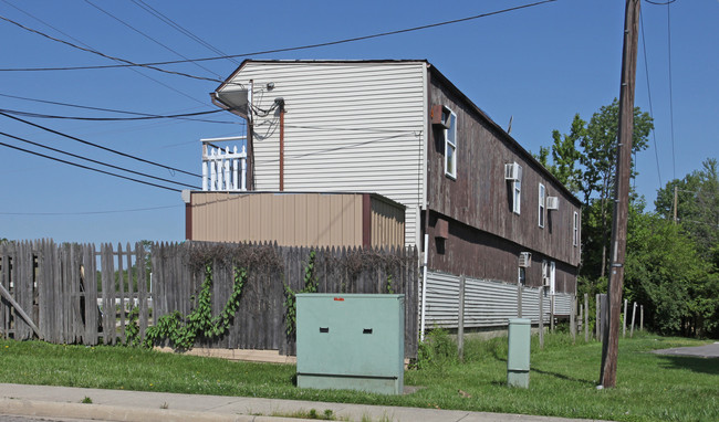 1420 W Ohio Pike in Amelia, OH - Building Photo - Building Photo