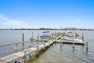 308 Miracle Strip Pky SW, Unit 36D in Fort Walton Beach, FL - Building Photo - Building Photo