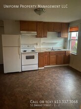 51 Dwight St in Chicopee, MA - Building Photo - Building Photo
