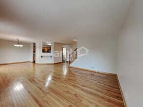 2263 N Arapahoe Trail in Round Lake Heights, IL - Building Photo - Building Photo