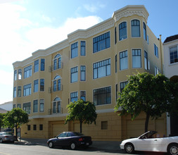 2101 Beach St in San Francisco, CA - Building Photo - Building Photo