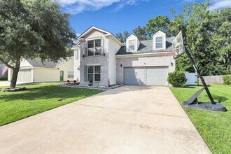 136 Meadowside Ln in Savannah, GA - Building Photo - Building Photo