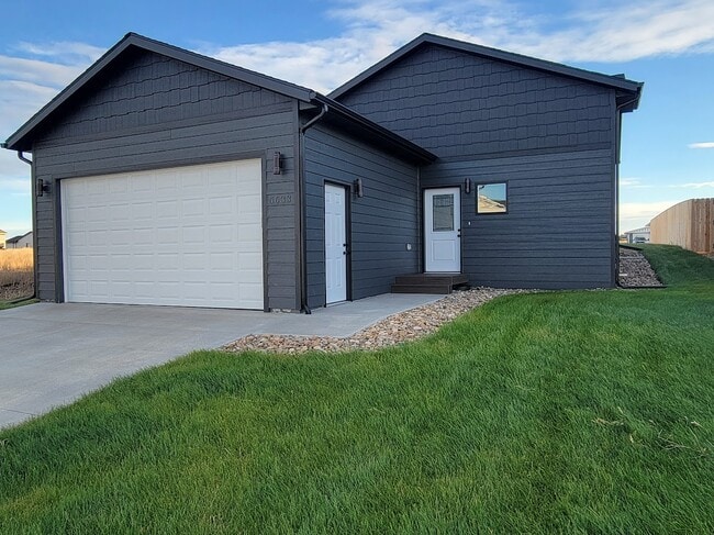 property at 5633 Coal Bank Dr