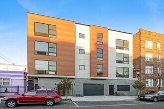 304 61st St in West New York, NJ - Building Photo - Building Photo