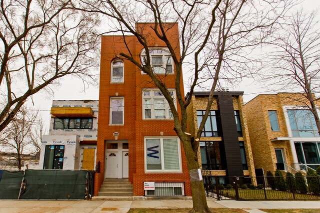 1656 W Erie St in Chicago, IL - Building Photo