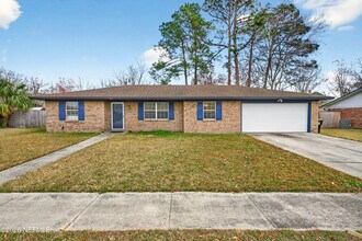 217 Quince Ct in Orange Park, FL - Building Photo - Building Photo