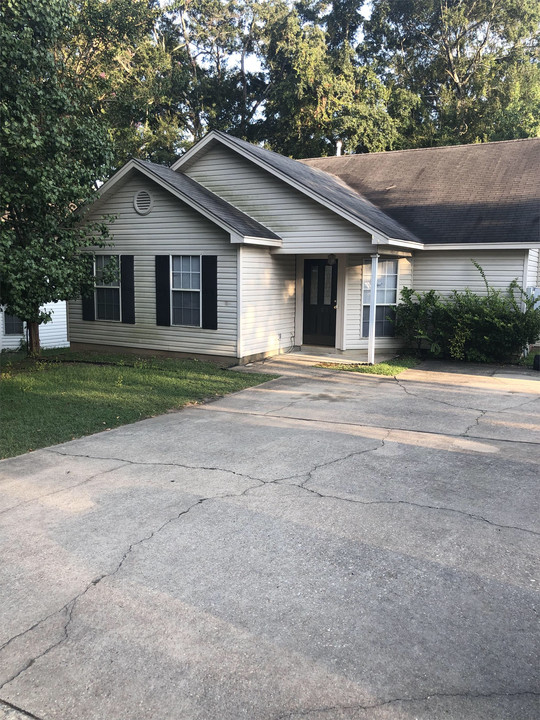 1101 Cassidy Ln in Ruston, LA - Building Photo