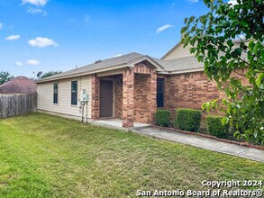 5744 Ty Lindstrom in Schertz, TX - Building Photo - Building Photo