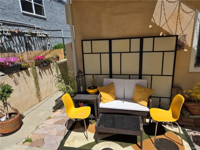 1125 N Clark St in West Hollywood, CA - Building Photo - Building Photo