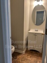 5335 Willow Park Blvd in College Park, GA - Building Photo - Building Photo
