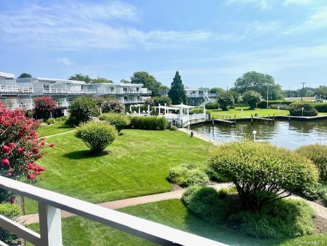 35 Library Ave in Westhampton Beach, NY - Building Photo