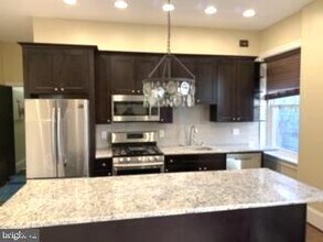 308 S 12th St in Philadelphia, PA - Building Photo - Building Photo