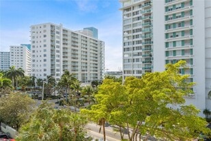 1035 West Ave in Miami Beach, FL - Building Photo