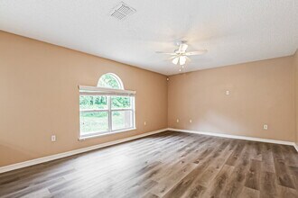 239 Pleasant Gardens Dr in Apopka, FL - Building Photo - Building Photo