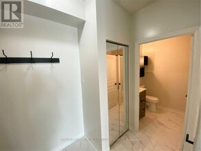 3515-3515 Kariya Dr in Mississauga, ON - Building Photo - Building Photo