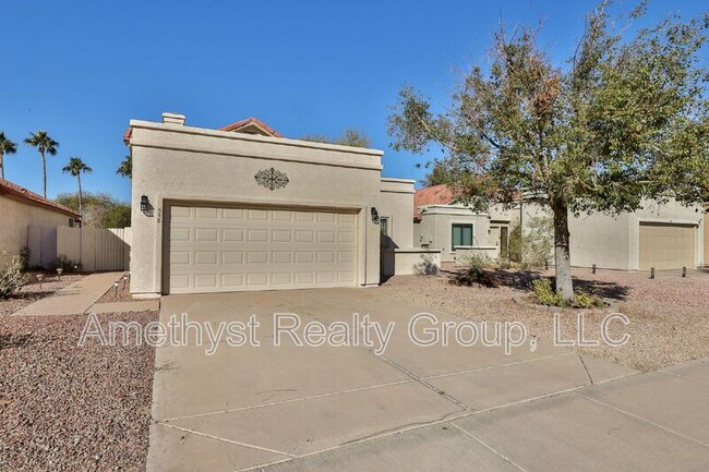 558 S Danyell Dr in Chandler, AZ - Building Photo - Building Photo