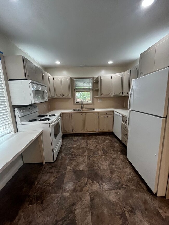 856 N 300 W in Mapleton, UT - Foto de edificio - Building Photo